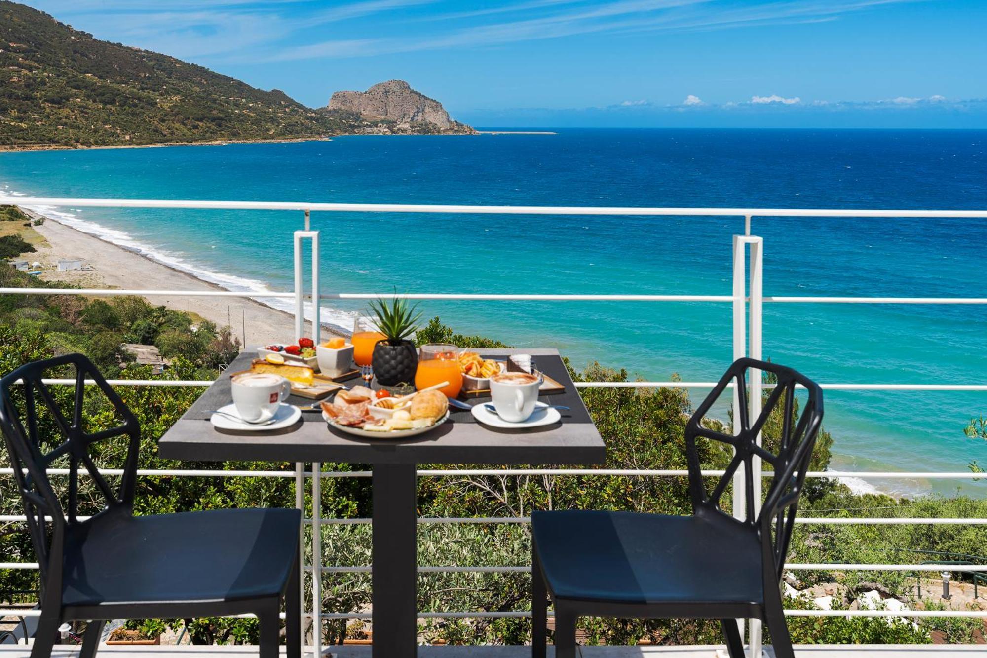 Emerald Hotel Residence Cefalu Bagian luar foto