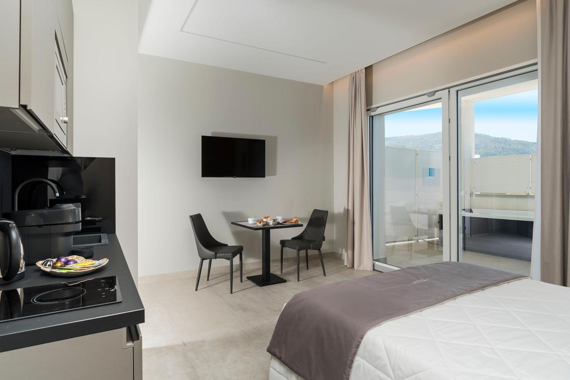 Emerald Hotel Residence Cefalu Bagian luar foto