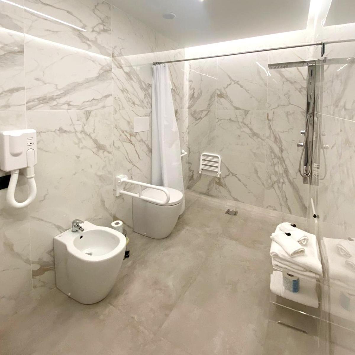 Emerald Hotel Residence Cefalu Ruang foto