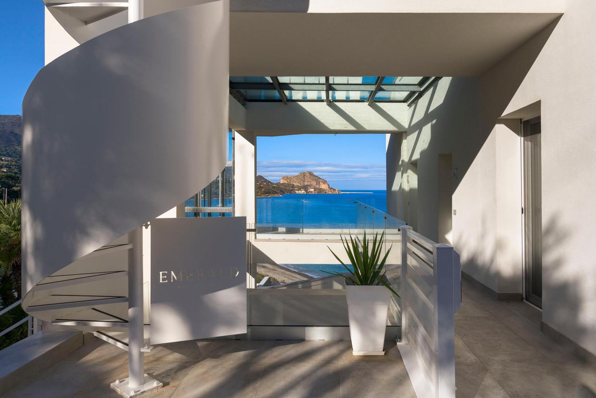 Emerald Hotel Residence Cefalu Bagian luar foto